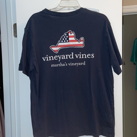 Vineyard Vines American Flag T-shirt - Picture 3 of 3